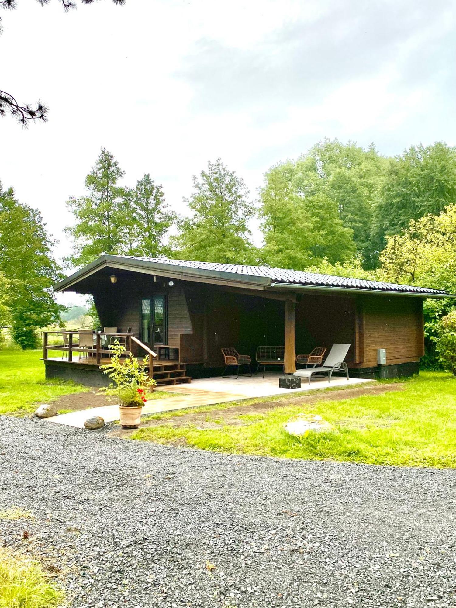 Heidegut Eschede Reitsportanlage Und Feriendorf Extérieur photo